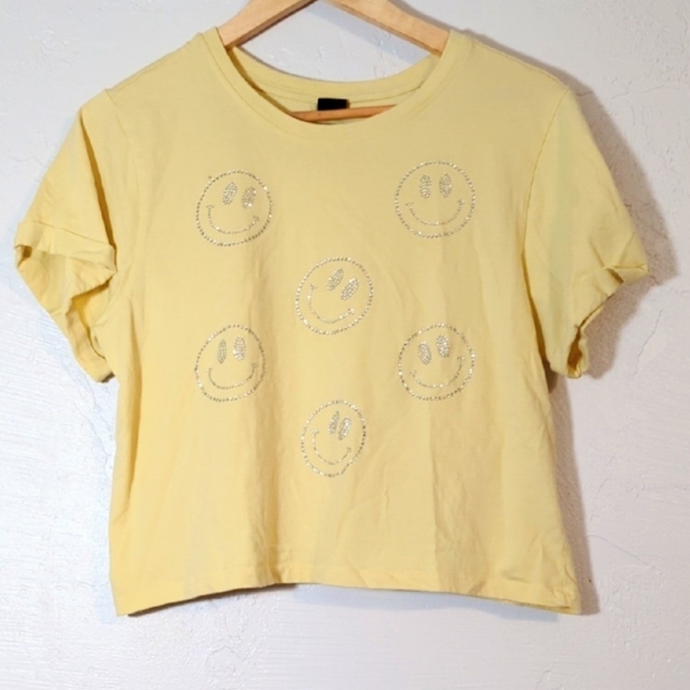 Smiley Face Short Sleeve Semi-Cropped Tee Cheerful Bedazzled Indie Sleeze Summer